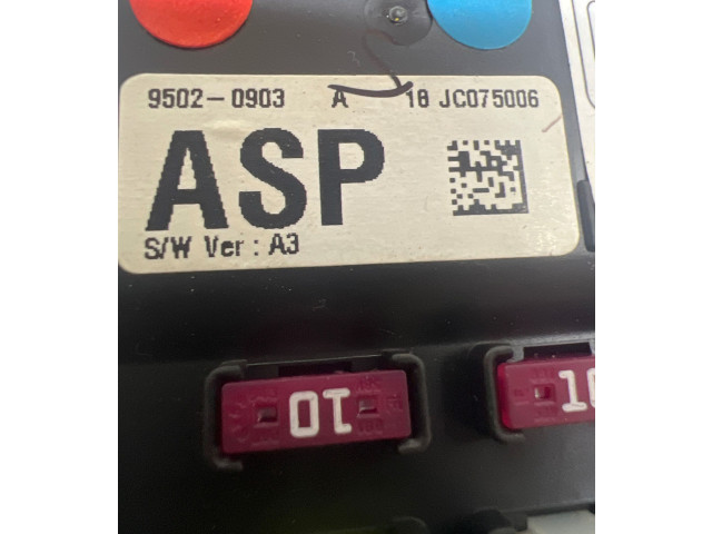 Блок предохранителей 95020903   Chevrolet Spark    