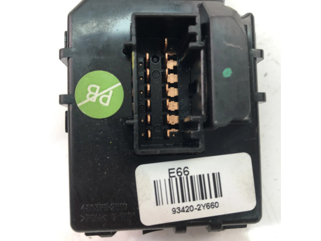 Подрулевой переключатель 934202Y660   KIA Sportage