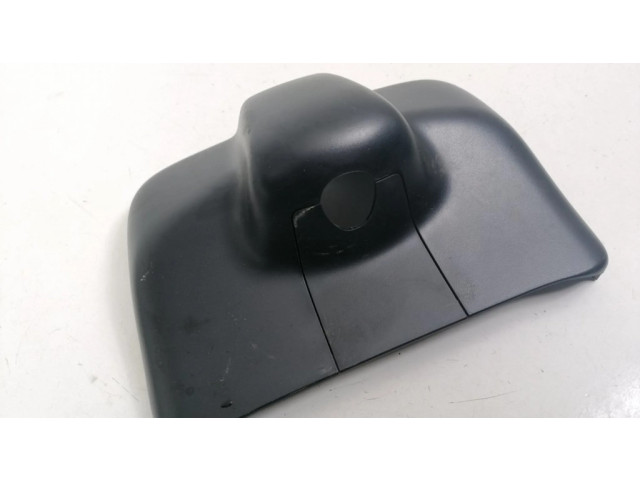 Другая деталь салона