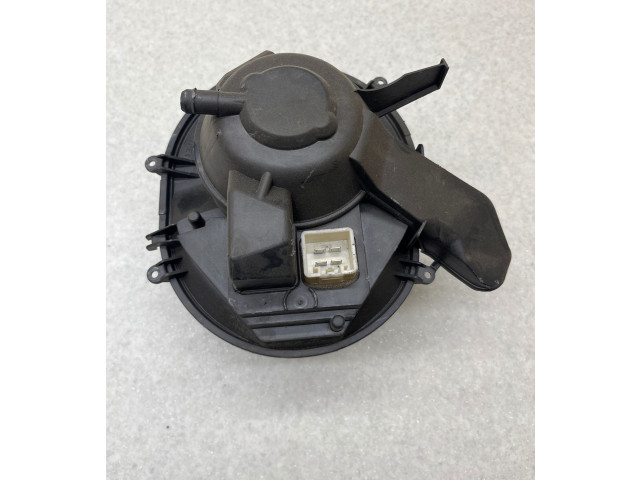 Вентилятор печки Volvo V70