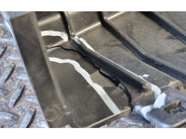 Блок предохранителей 68318605AA Jeep Grand Cherokee