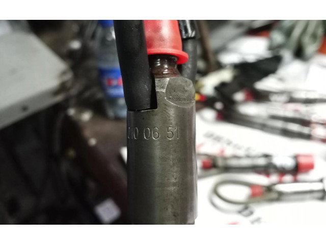 Vstřikovač 0000100651KCE27S3 Mercedes-Benz C W202