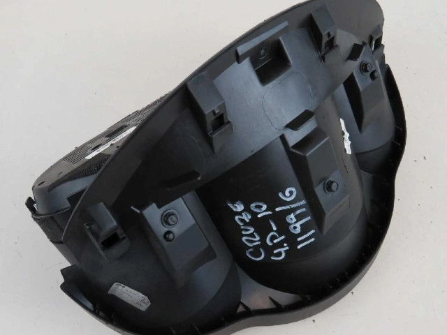 Přístrojová deska Chevrolet Cruze 2011 95990334