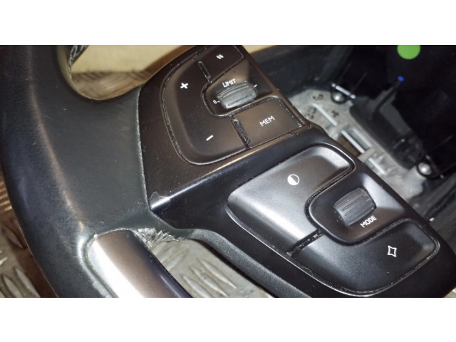 Руль Citroen C4 Grand Picasso  2014-2016 года 96777869ZD      