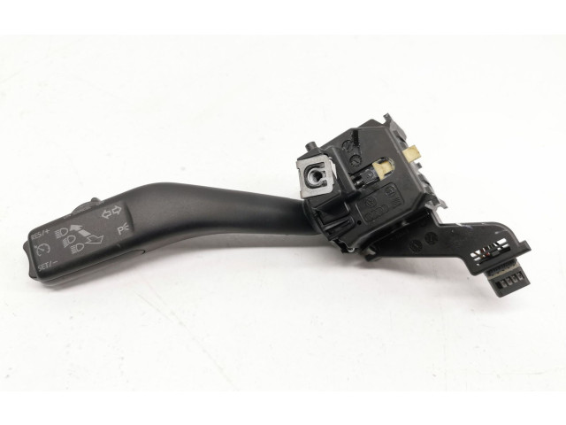 Ручка поворотов/ фонарей 1K0953513G Skoda Octavia Mk2 (1Z)