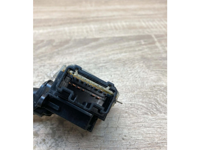 Ручка стеклоочистителей 17A164, LH Subaru Forester SF