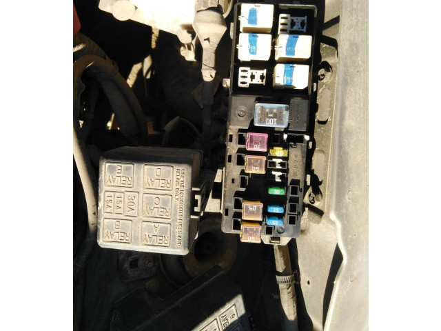 Pojistková skříňka Řídící jednotka BSM Suzuki Ignis 2004