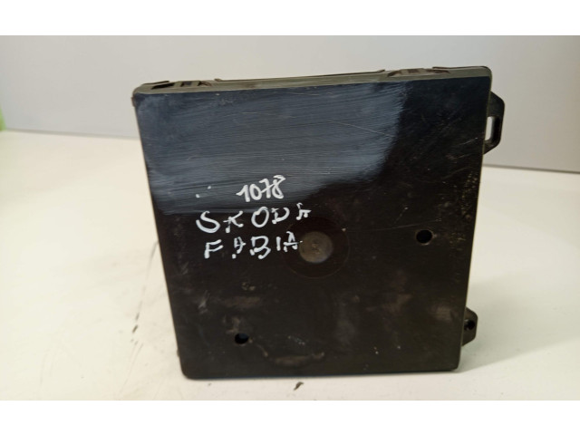 Комфортный модуль 6Q1937049D Skoda Fabia Mk1 (6Y)