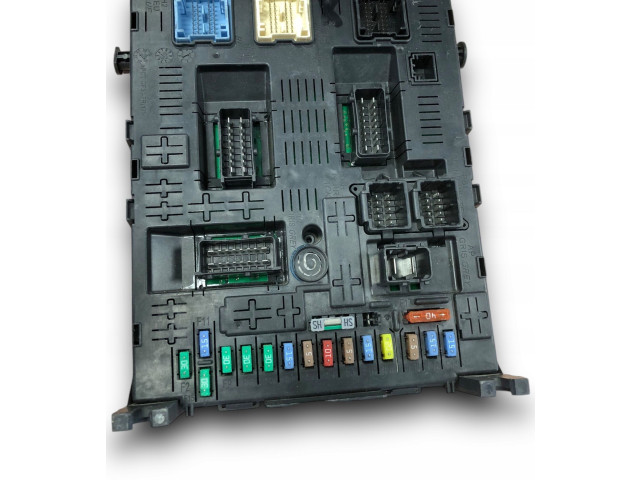 Блок предохранителей 966405888002 Citroen C5