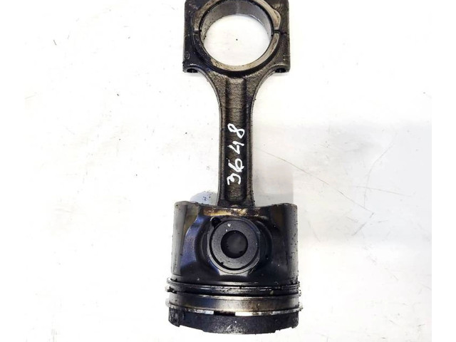  Поршень с шатуном    Volvo V70  