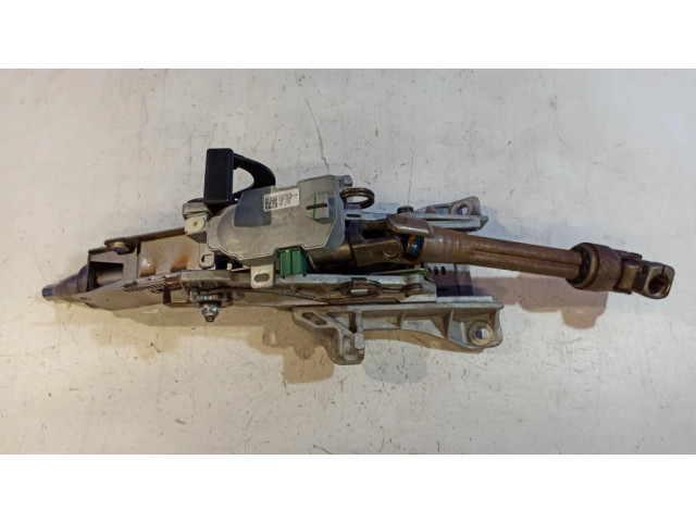 Крестовидная связь оси рулевого колеса