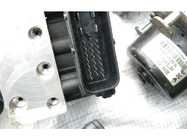Jednotka ABS 8200034011A, 10020402804 Renault Twingo I 2001