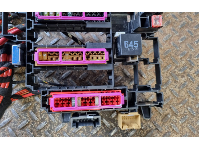 Блок предохранителей 80A971845 Audi Q5 SQ5