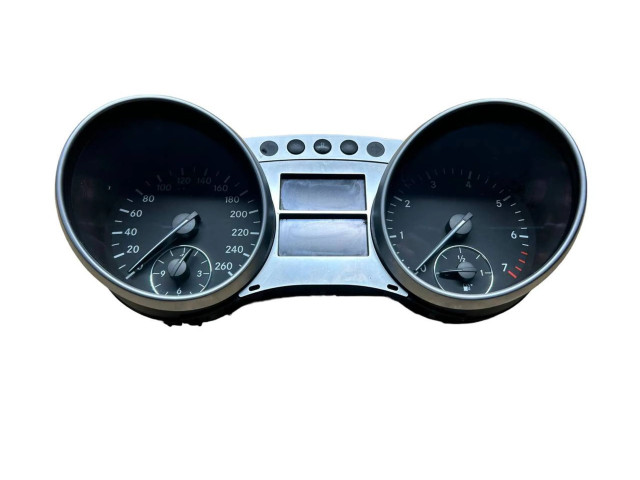 Přístrojová deska Mercedes-Benz R W251 2007 A2515408747, A2514420321