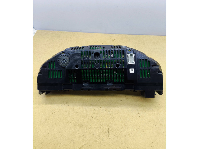 Přístrojová deska Mercedes-Benz E C207 W207 2011 A2129002010, A2049024102