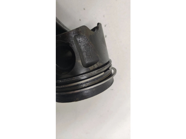 Píst 8340e Mercedes-Benz E W211