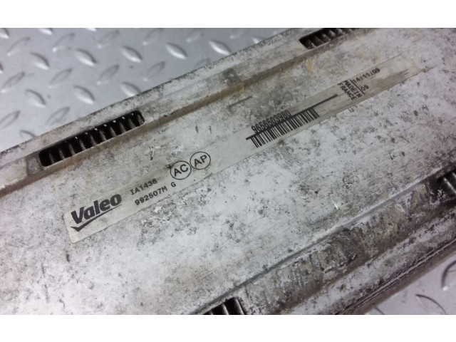 Интеркулер  9656503980, 992507M   Citroen C4 I Picasso 1.6