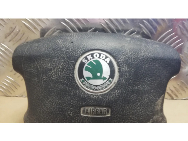 Подушка безопасности водителя 1U0880201A, 132905000   Skoda Octavia Mk1 (1U)