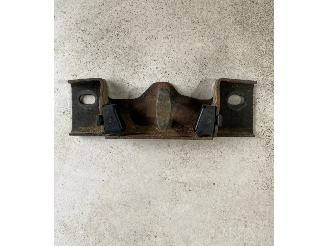 Zámek zadních dveří Volvo XC70 2002