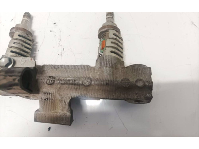 Топливная рампа Lexus IS 220D-250-350