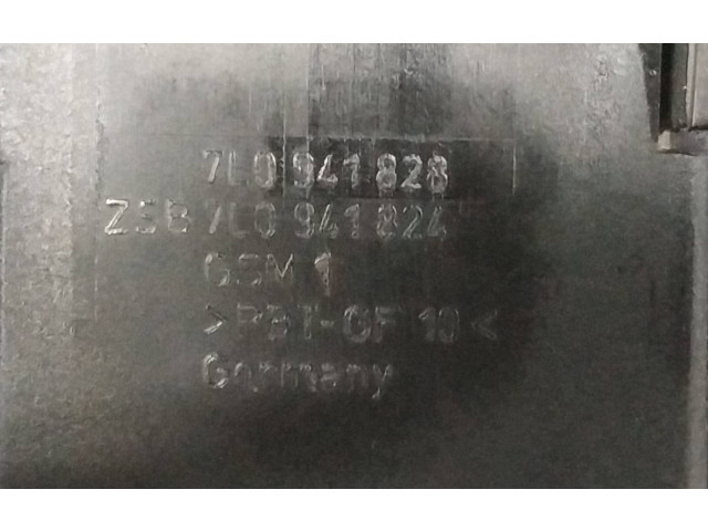 Pojistková skříňka 7L0941828A Porsche Cayenne (9PA) 2005