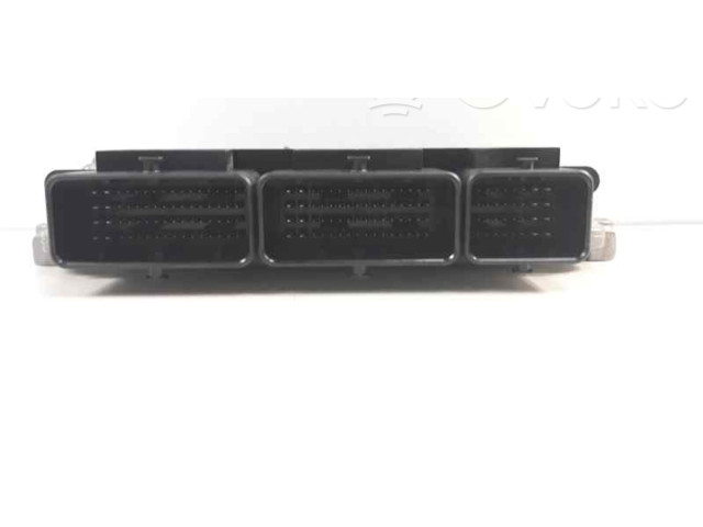 Řídící jednotka 237105748R, 0261S12525 Renault Twingo III 2014