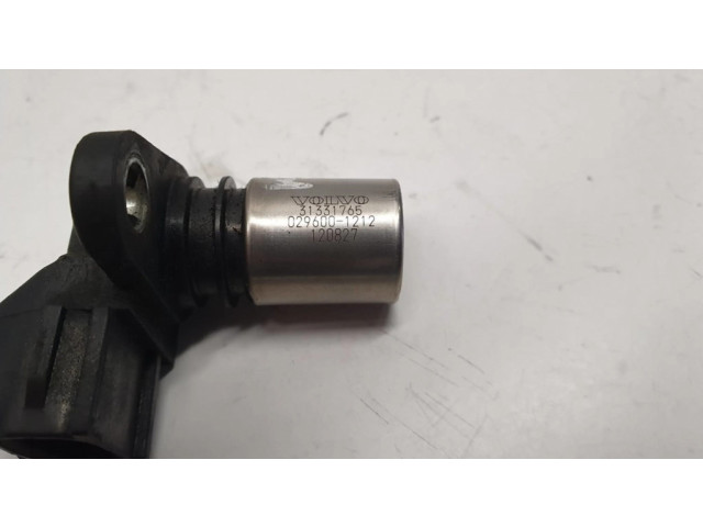 Датчик положения коленчатого вала Volvo V70