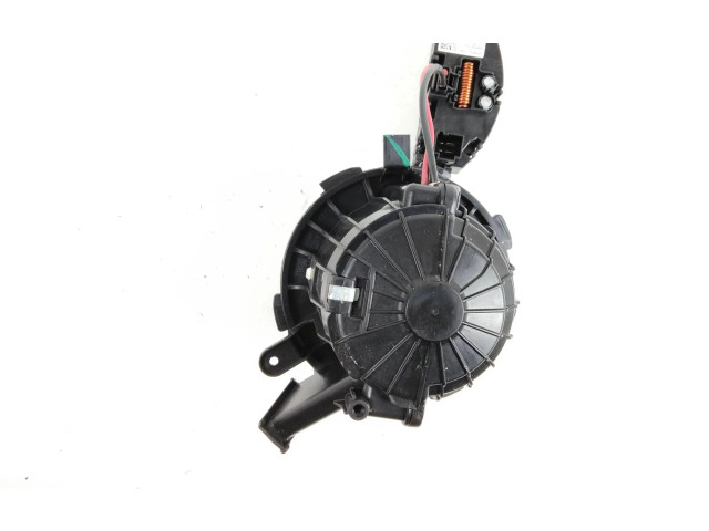 Вентилятор печки    8T0820521F, X5490006   Audi Q5 SQ5