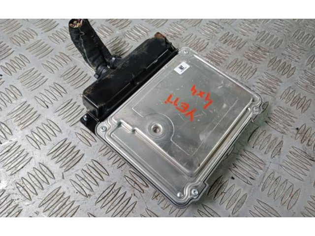 Блок управления двигателя 03L906018DB, 03L906018BR   Skoda Yeti (5L)