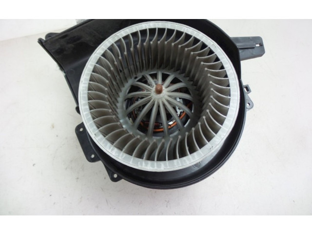 Вентилятор печки    6R1819015A, 6R1819015A   Skoda Fabia Mk2 (5J)