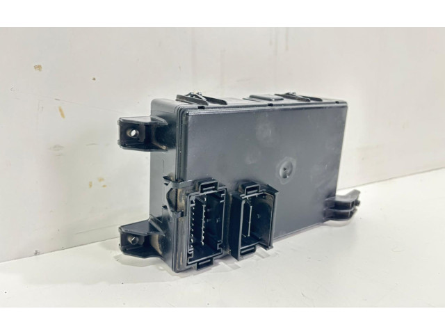 Блок предохранителей 00517986150, 00517986150 Fiat Grande Punto