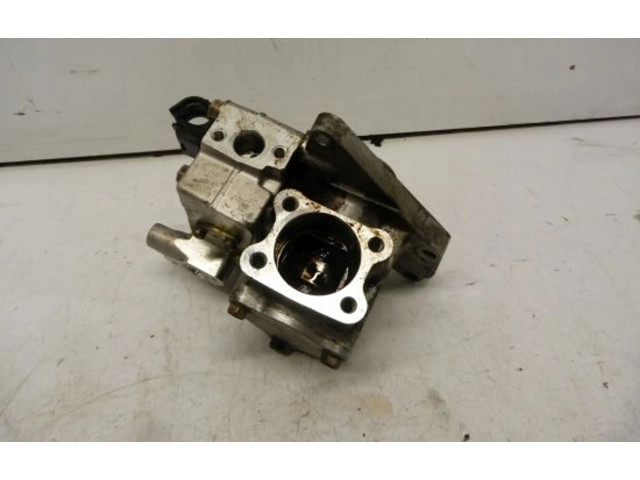 Топливная рампа MR420916 Mitsubishi Carisma