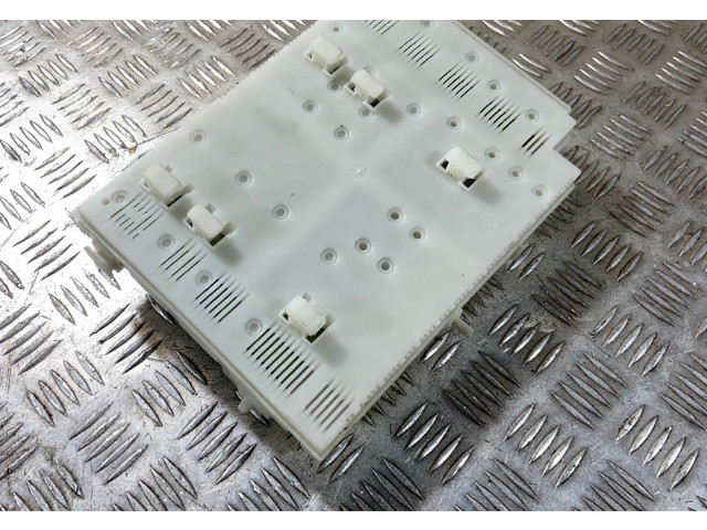 Блок предохранителей BG9T14C256GA, 31343677   Volvo XC60    