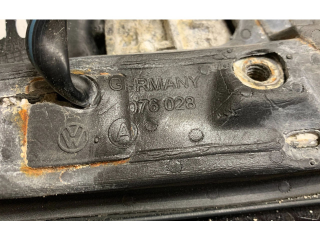 Зеркало электрическое Volkswagen Golf Plus 2005 - 2013 года