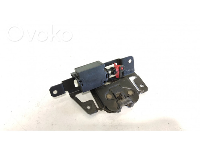 Zámek zadních dveří 51247026192 BMW 3 E46 2003