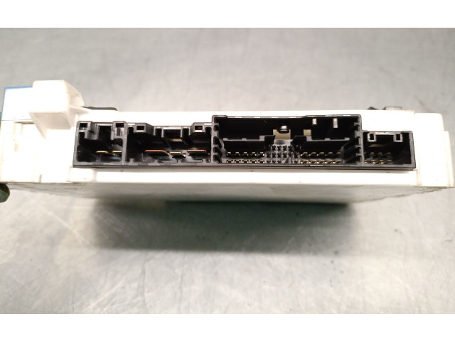 Pojistková skříňka Řídící jednotka BSM 2353R20 Suzuki Swift III 2022