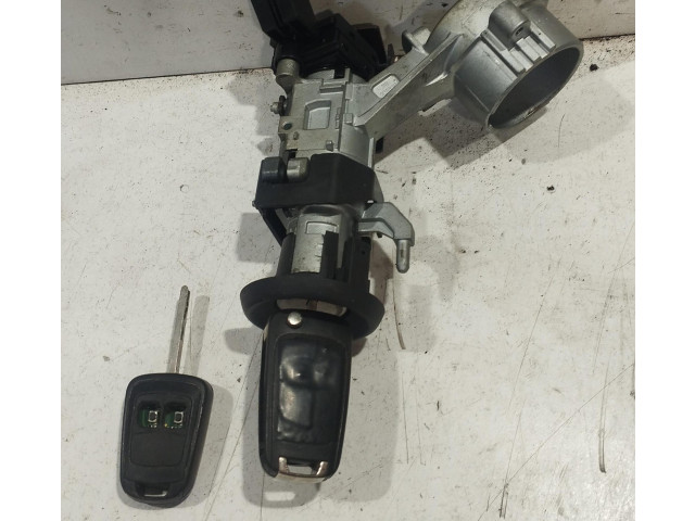 Комплект блоков управления 12647212, 12647212 Opel Meriva B