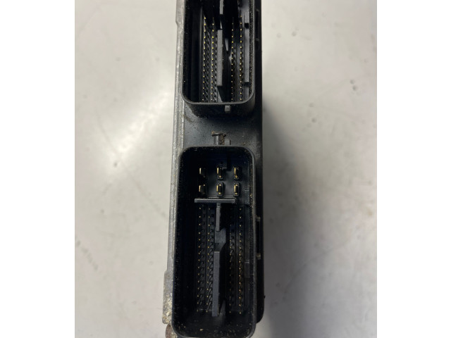 Блок управления двигателя 8631053100, 8631A531 Mitsubishi Colt