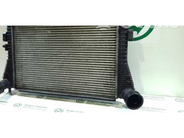 Интеркулер  1K0145803E   Volkswagen Jetta IV 