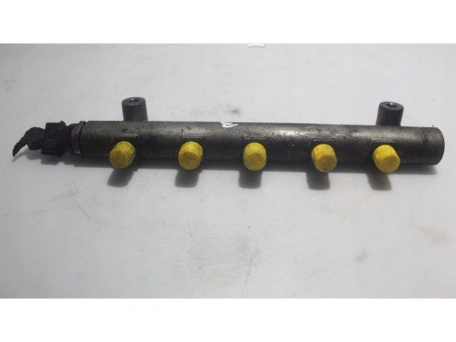 Магистральная трубка топлива