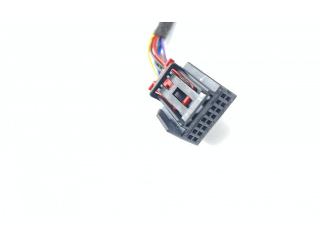 Зеркало электрическое Volkswagen Touran II 2010 - 2016 года