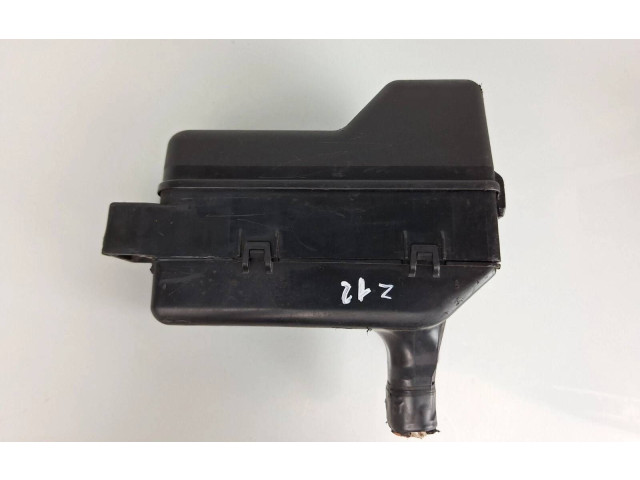 Блок предохранителей 8274113020 Toyota Corolla Verso AR10