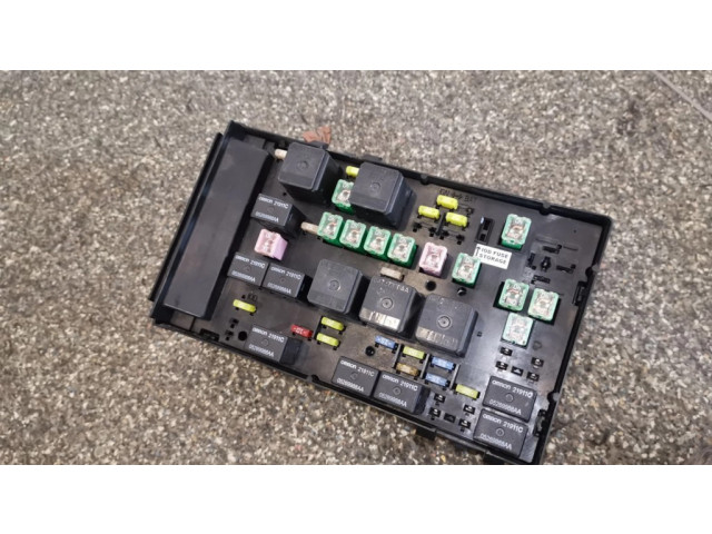 Блок предохранителей 05144509AE Chrysler Voyager