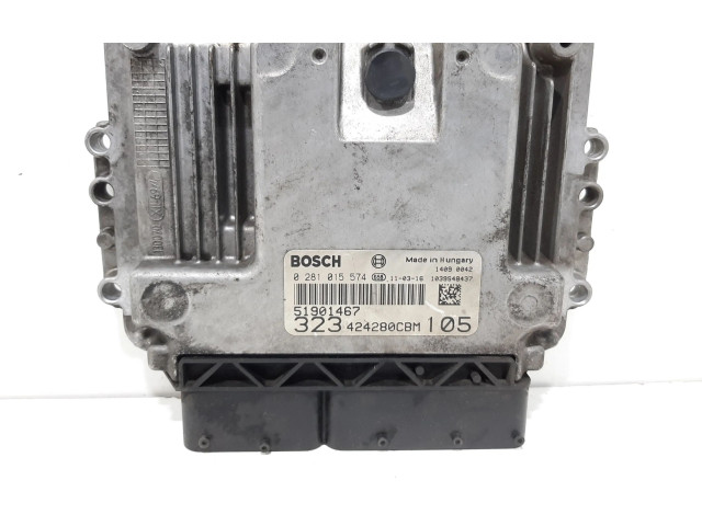 Блок управления двигателя 0281015574, 51901467   Fiat Linea