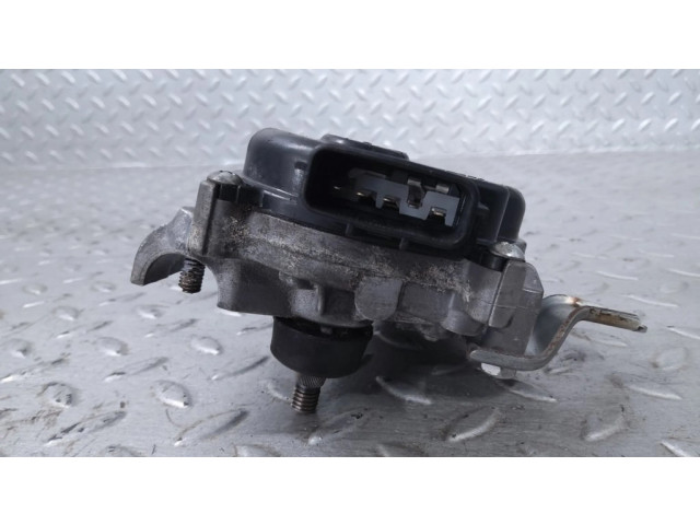 Двигатель стеклоочистителей