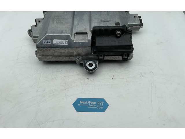 Řídící jednotka 111248500A   Tesla Model 3 2021