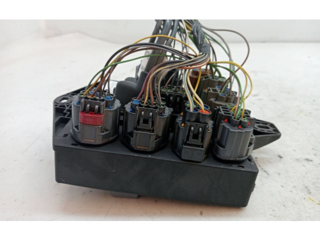 Блок предохранителей C2D46065, GW9314A073BB Jaguar XJ X308