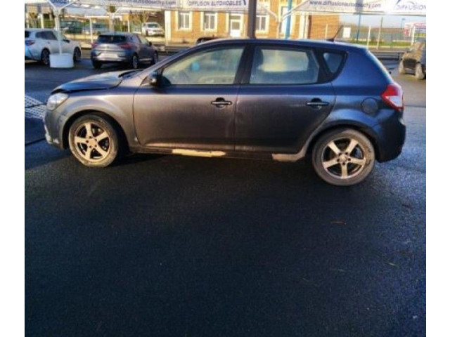 Зеркало электрическое KIA Pro Cee'd I 2008 - 2013 года