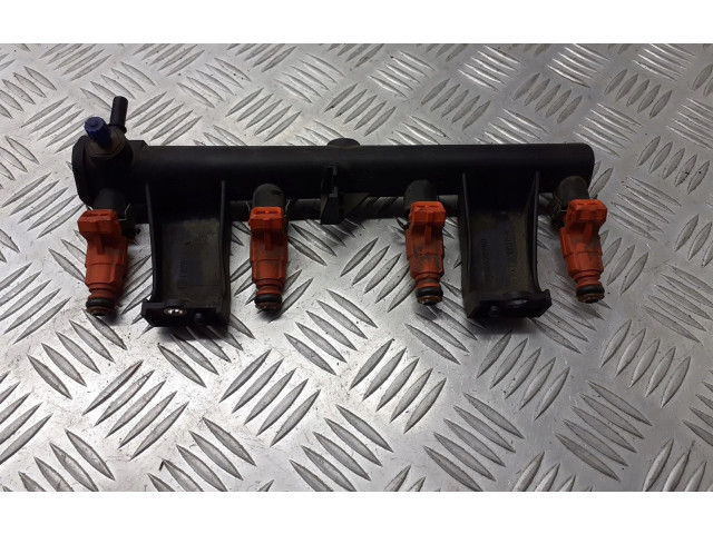 Vstřikovací lišta 9636520780 Peugeot 206 CC