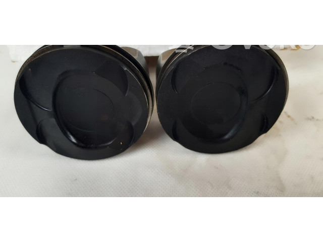 Поршень (поршни)    ACM100   Maserati Ghibli